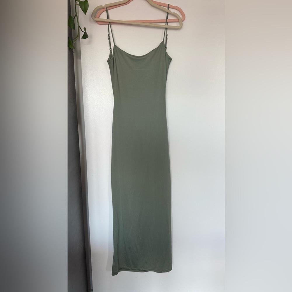 Heart and Hips Green Maxi BodyCon Dress - Picture 2 of 6